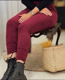 شلوار زنانه مخمل کبریتی زرشکی