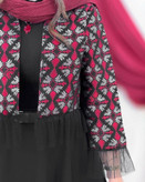 کت و دامن عروسکی زنانه از نمای نزدیک