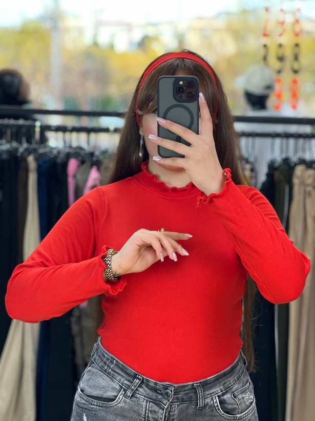 بلوز زنانه عروسکی همراه با هد بند