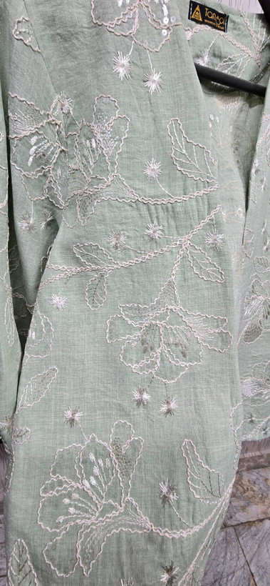 کت زنانه از نمای نزدیک